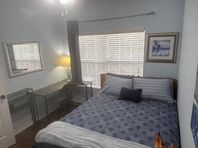 Relax on a beautiful lake Main Photo