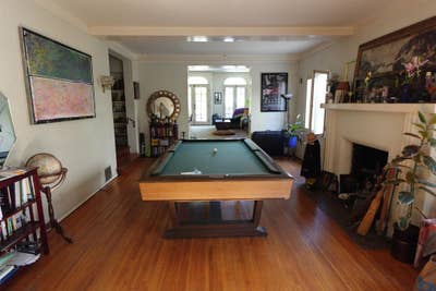 Room in West Hollywood Main Photo