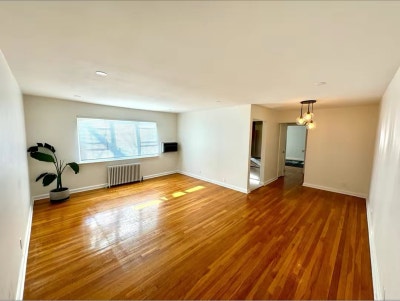 Gorgeous 1 Bedroom  Main Photo