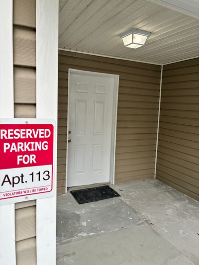 New FlooringElectricalAppliancesBathroom Fixturese Main Photo