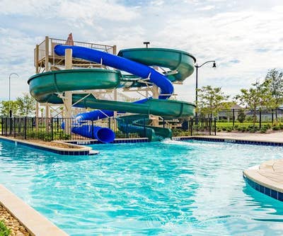 Resort Living!  No Move in Fee Awesome Parking   F Main Photo