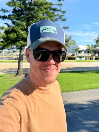 Serge, a 33-year-old technical media professional. Main Photo