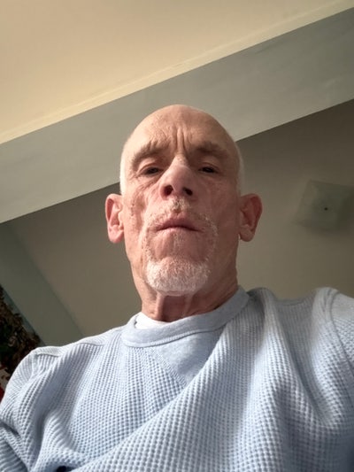 Room wanted in 19132 Main Photo