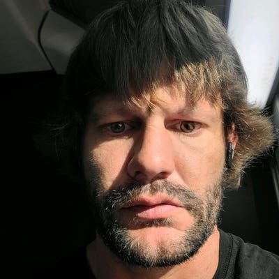 Room wanted in Phoenix, Maricopa County, AZ Main Photo