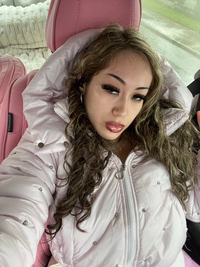 Female, 22, Wants Room, $800, Move Soon Main Photo