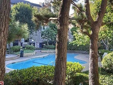 The ultimate beach life in secluded Playa Del Rey Main Photo