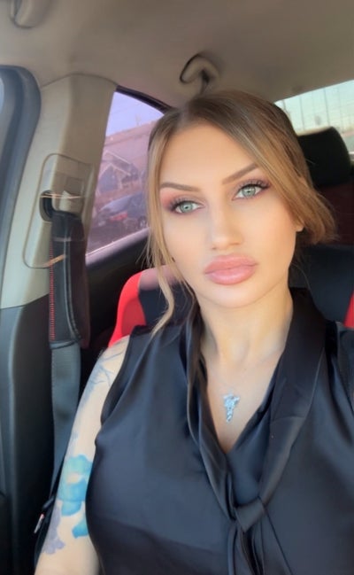 Female, 34, $1000, Ready to move in now Main Photo