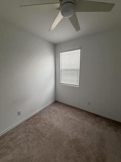 Private bedroom with bath in Peoria  Main Photo
