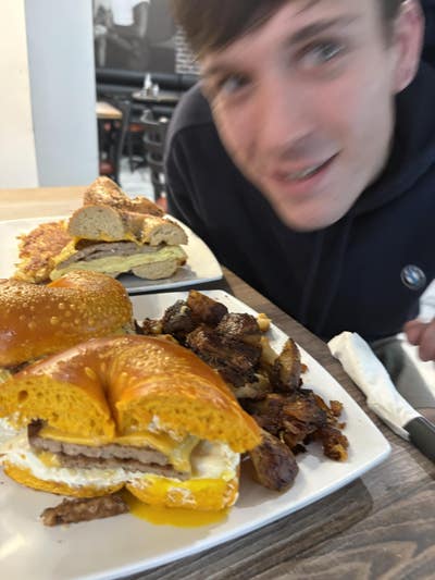 Room wanted in Miami Main Photo