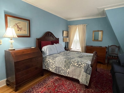 Master Bedroom Main Photo