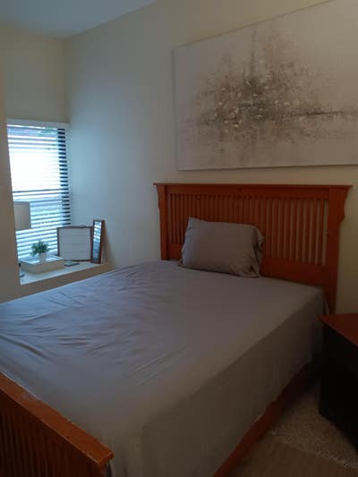 Furnished room in a Gated community Main Photo