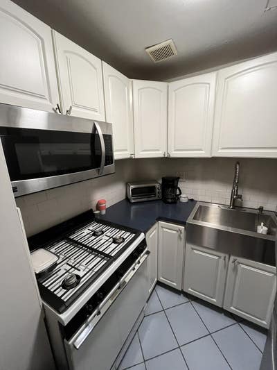 West Village Roommate Wanted- Prime Location Main Photo