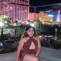 Female, 26, $1000, Move Soon, Females Only Main Photo