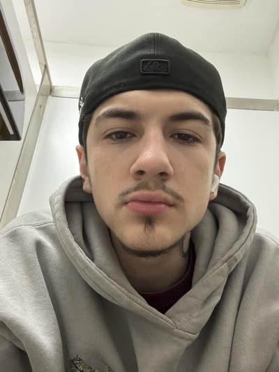 Eighteen Male, Budget $1000, Ready to Move Main Photo