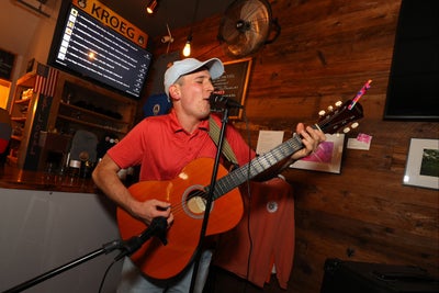 Room wanted in New York Main Photo