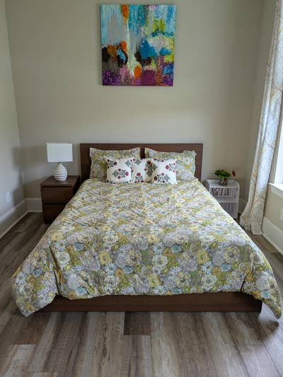 Furnished private room with attached bathroom and  Main Photo