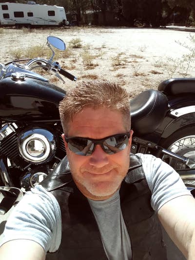 $1000 Budget, Male, 60, Ready To Move In Main Photo