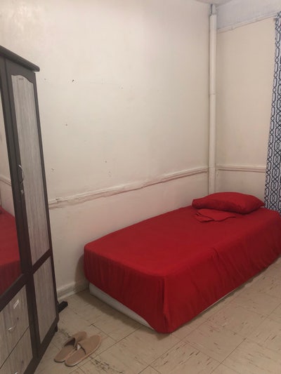 Small room for rent  Main Photo