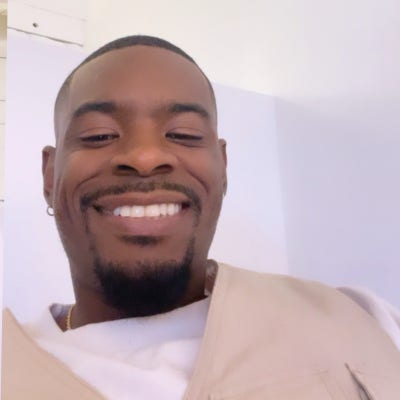 Room wanted in Los Angeles Main Photo