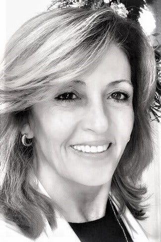 Female, 55, Budget $1000, Ready to Move Main Photo