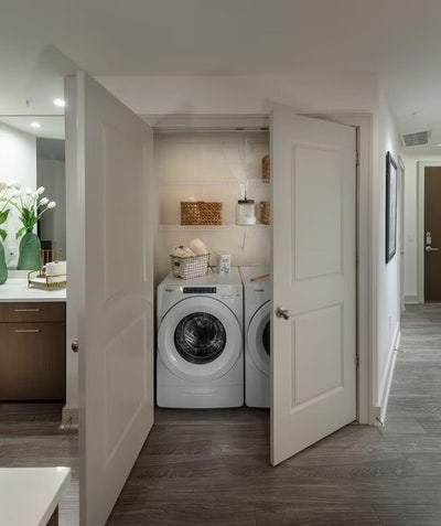 Central Midtown  Main Photo