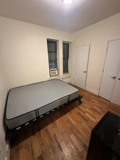 Small Room for Rent in Crown Heights Main Photo