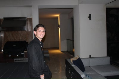 Room wanted in Los Angeles Main Photo