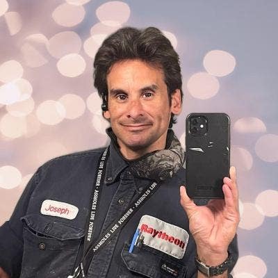 Professional Male seeks a small or large room Main Photo