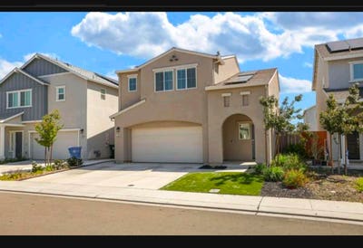 Private room and fully furnished  Main Photo