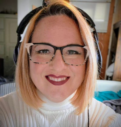 Professional female with dog seeks room, basement, Main Photo