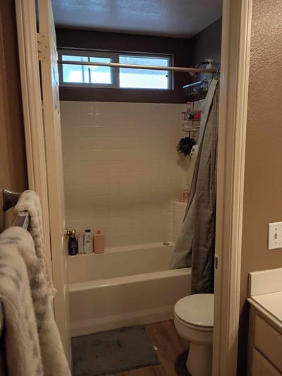 Room in an two story spacious house available. Main Photo