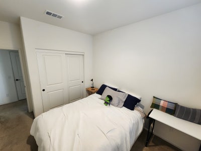  Sunny Private Room in Quiet Home  Main Photo