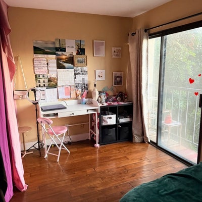 $700 Small Room by the Beach! Available Feb 1St Main Photo