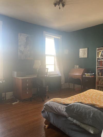 Rad family house share Main Photo