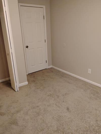 2 rooms for rent  Main Photo