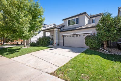 Private Room and bathroom in 3 bed 2.5 bath house Main Photo