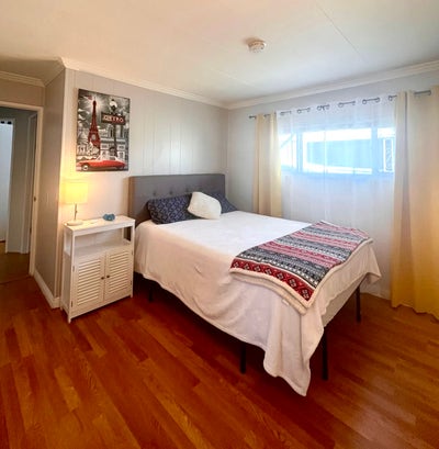 Clean and cozy Main Photo