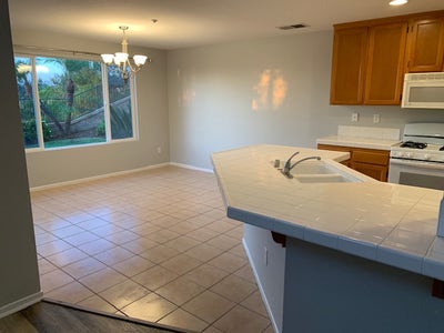 Master Bedroom for Rent with Private Bath Main Photo