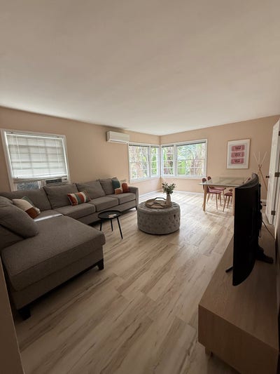 1 Bed 1 Bath Apt Available in Beverly Hills Main Photo