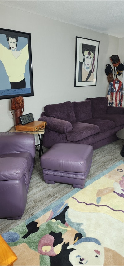 Extra bedroom for rent at my apartment  Main Photo