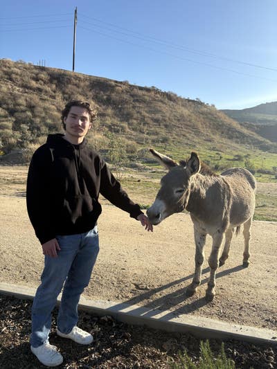 EMT, 23, Wants Place, $1000, Move In Soon Main Photo