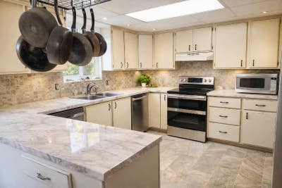 Furnished Private Room Includes Utilities Main Photo