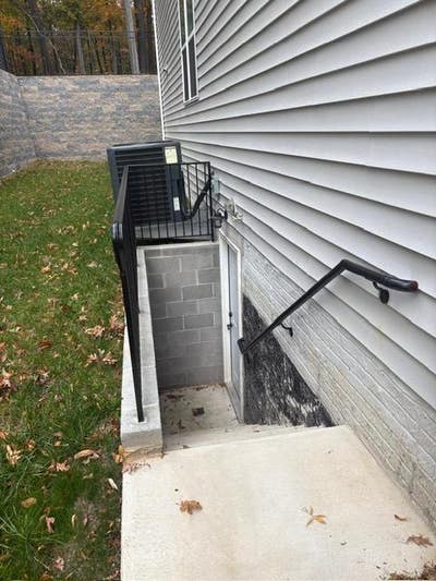 Two Bedroom Basement Apartment  Main Photo