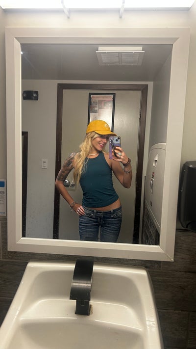 Room wanted in LA Jolla, CA Main Photo