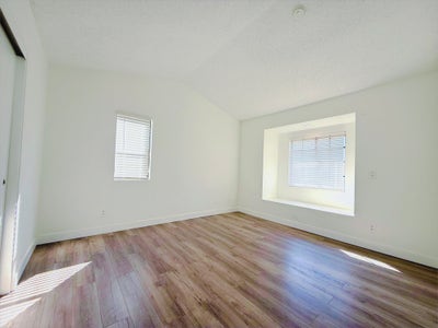 Large Bedroom in Conscious Inclusive Valley Home Main Photo