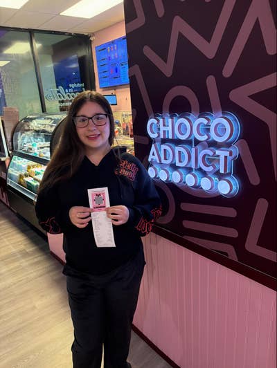 Female, 23, Wants Room, $1000, Move Soon Main Photo