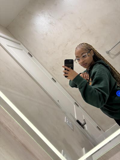 $1200 budget, 26F with daughter, move soon Main Photo