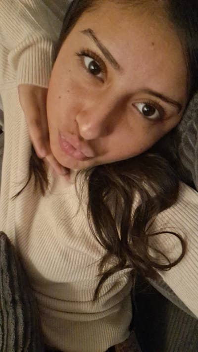 Eighteen, Female, Budget $200, Move Soon Main Photo