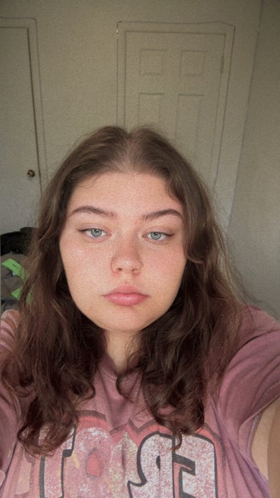 I am available to move as soon as possible an... Main Photo