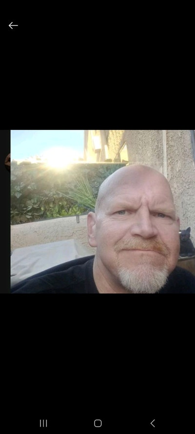 Employed, Single, Needs Room, Move in Ready Main Photo